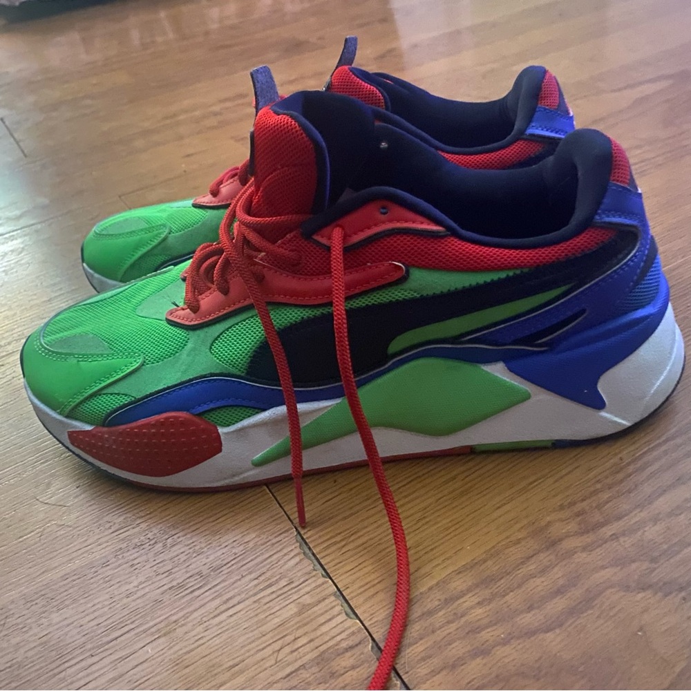 Men’s Sz 12 Puma RS-X running shoes Like new. Vibrant colors.